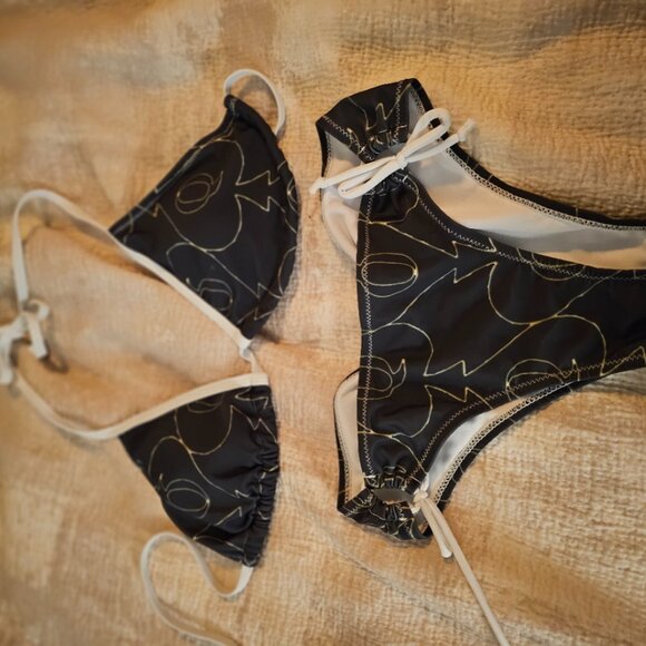 QOS Ladies Gear - Picture 14 of 15